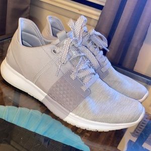 Reebok Gray Tennis Shoes Sneakers Size 8